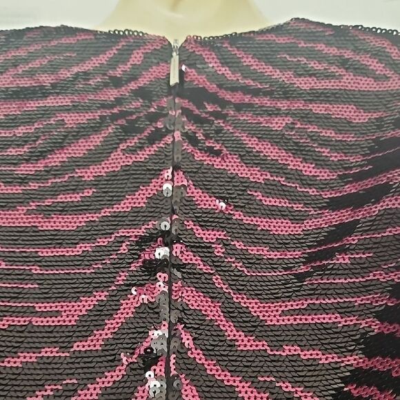 Michael Kors Sequins Pink and Black V-Neck Puff Sleeve Dress - Picture 6 of 16